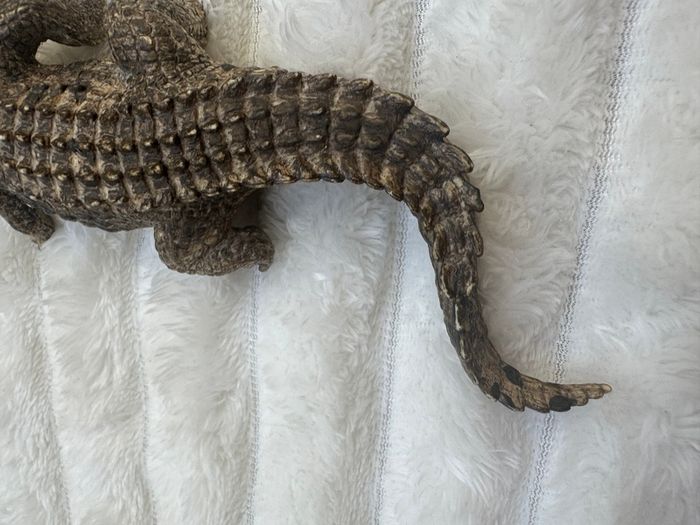 Schleich Alligator Crocodile Moveable Jaw D-73527 Used Please see photos