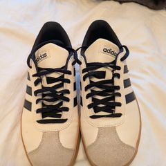 Adidas runners