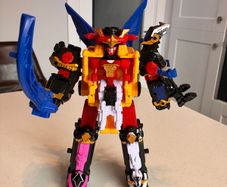 Bandi Power Rangers Deluxe Ninja Steel Megazord Action Figure
