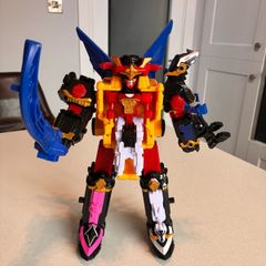 Bandi Power Rangers Deluxe Ninja Steel Megazord Action Figure