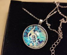 Music pendant