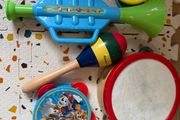 Music instrument toys