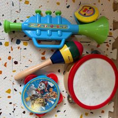 Music instrument toys