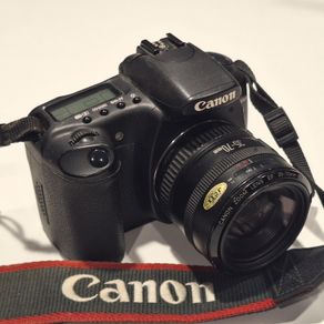 Canon EOS 20D 8.2MP Digital SLR Camera Kit with Canon EF 35-70mm f/3.5-4.5 Zoom Lens 3 Months Warranty