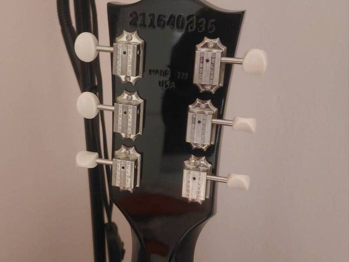Gibson SG Special (2024), Ebony with P90s