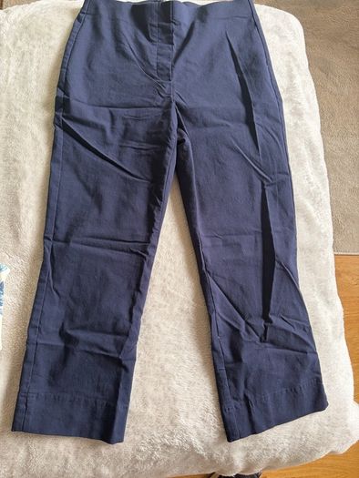 Navy cropped trousers