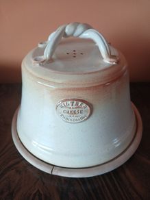 Kiltrea Pottery Cheese dome