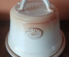 Kiltrea Pottery Cheese dome