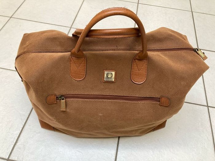 Leather Weekend Travel Bag Skyflite London Faux
