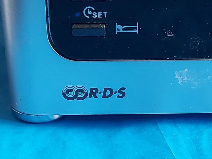 ROBERTS Streamtime FM RDS-Internet Clock Radio, in excellent condition
