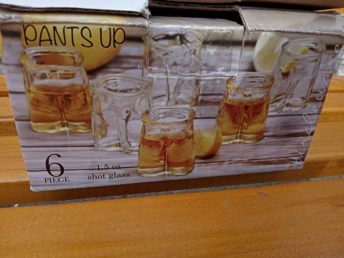 6 New Pants Up Glasses