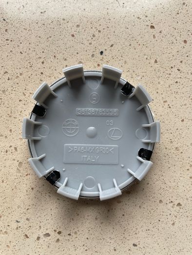 BMW Centre Caps 68mm Set 4 Pcs  Bmw 36136783536