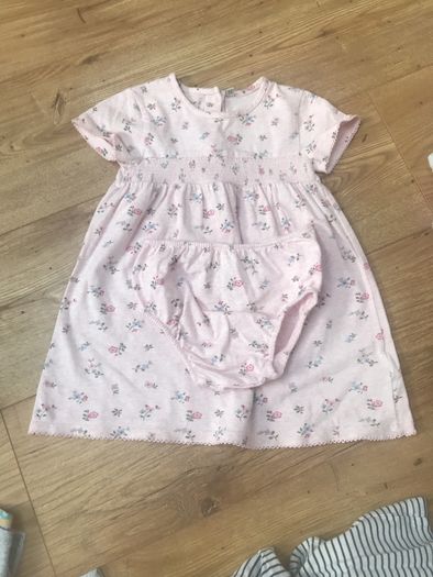 Baby girl bundle 9-12 mnts