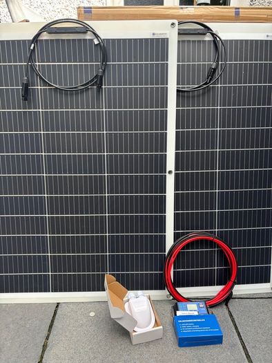 260W 12/24V Solar Panel Kit for Camper Boat Shed or any off the grid installations NEW