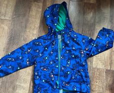 Boys rain jacket size 2-3