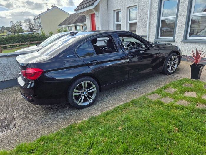BMW 330e 3 Series  252BHP  Excellent Condition
