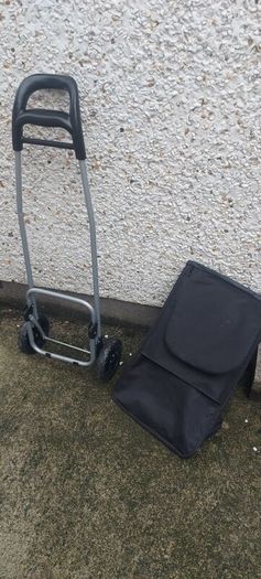 New 2 x  wheel folding shopping trolley, handy for shopping for elderly people or around carbootsale, many uses etc,unwanted gift,,buyer collects, ps bag come off to wash..