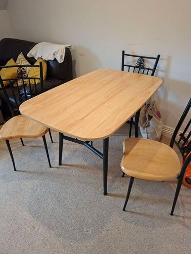 Free Table Chairs
