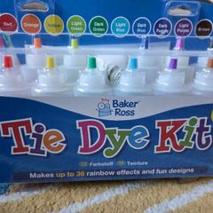 Tie dye kit