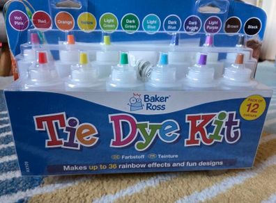 Tie dye kit