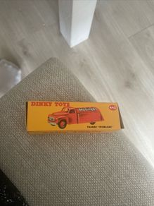 Dinky toys car