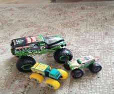 Monster Trucks