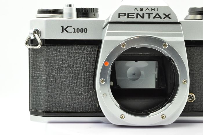 Pentax K1000 35mm Film Camera + Pentax-M 50mm f/1.4 Lens - Excellent & Fully Working