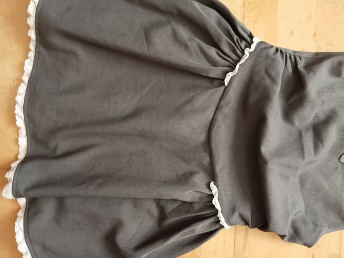 Girls. Stylish grey pinafore style dress