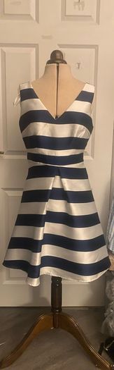 cari's Closet dress size 10