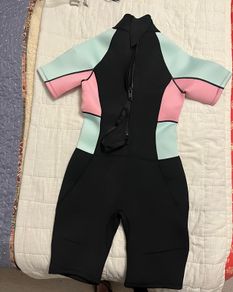 wetsuit