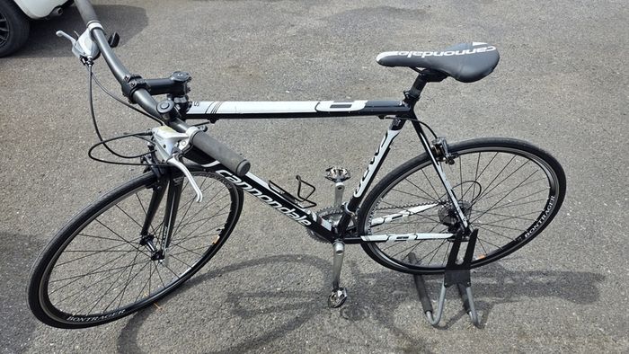 Cannondale Road Bike