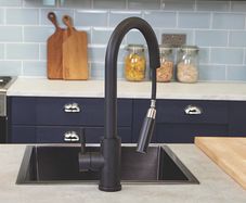 Matt Black Pull-Out Kitchen Mixer Tap | Single Lever Brass Faucet