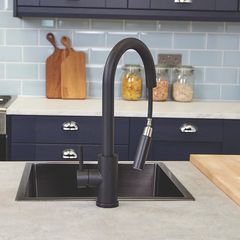 Matt Black Pull-Out Kitchen Mixer Tap | Single Lever Brass Faucet