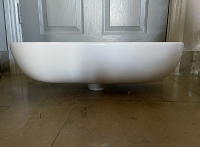 Cloakroom wash basin new