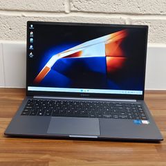 Samsung Galaxy Book 4 I5 256gb 15.6