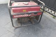 Honda ECM 2800 generator