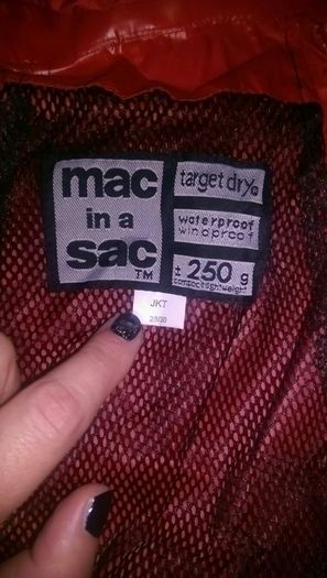 Nice looking" Mac in A Sack "- kid sized