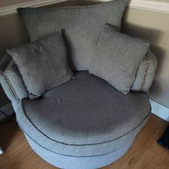 swivel chair