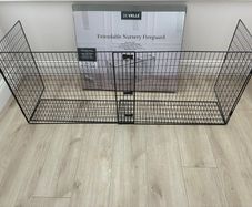DeVielle Black Extendable Fireplace Nursery Guard