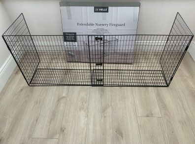 DeVielle Black Extendable Fireplace Nursery Guard