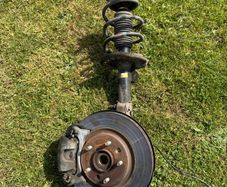 Nissan leaf passenger side complete shocks and knuckle