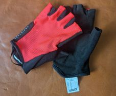cycling gloves / mitts van rysel