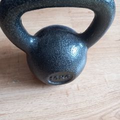 10kg Cast Iron Kettlebell
