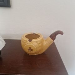 pipe ashtray