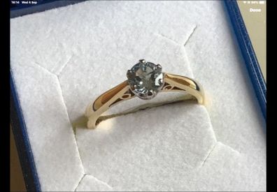 New 18ct White & Yelow Gold Aquamarine Stone Ring