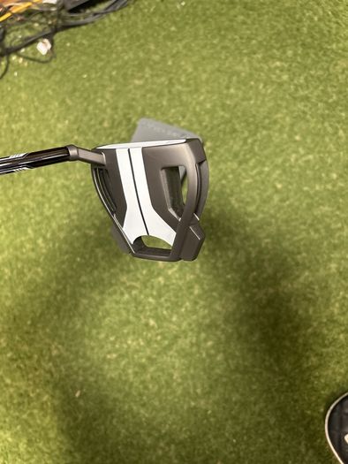 Like new Taylormade Spider putter