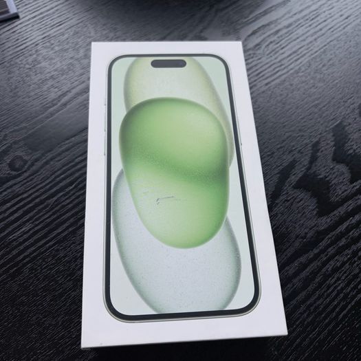 Iphone 15 + 5 cases