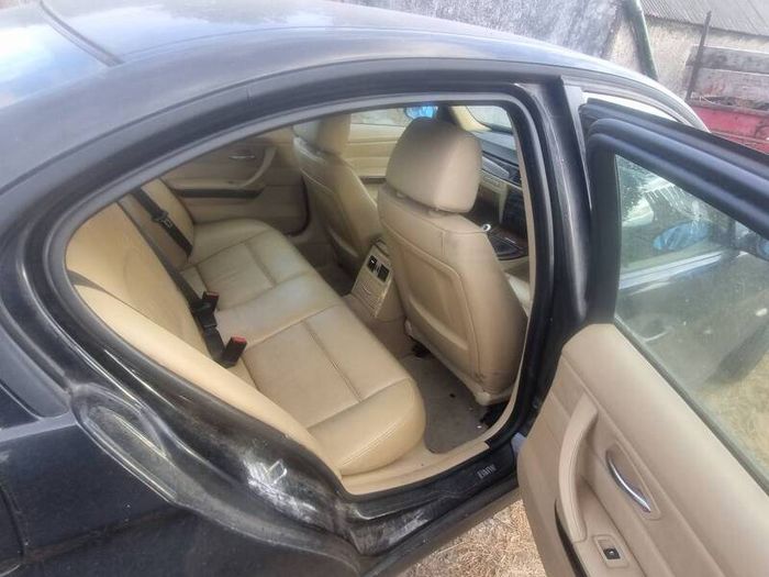 bmw 320i for parts