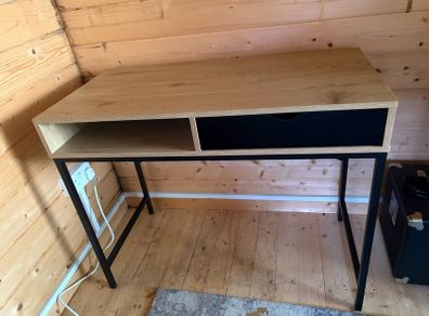 Trappedal Home Desk