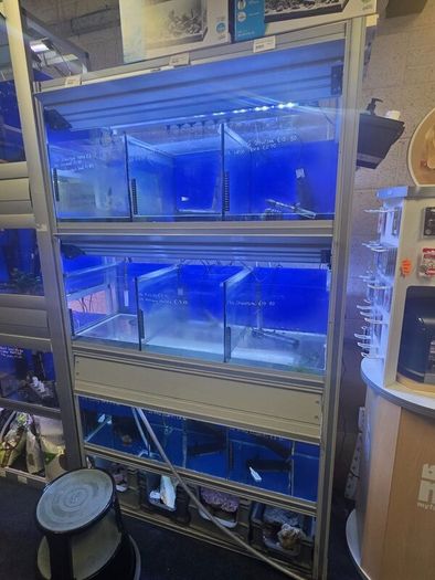 Retail fish unit